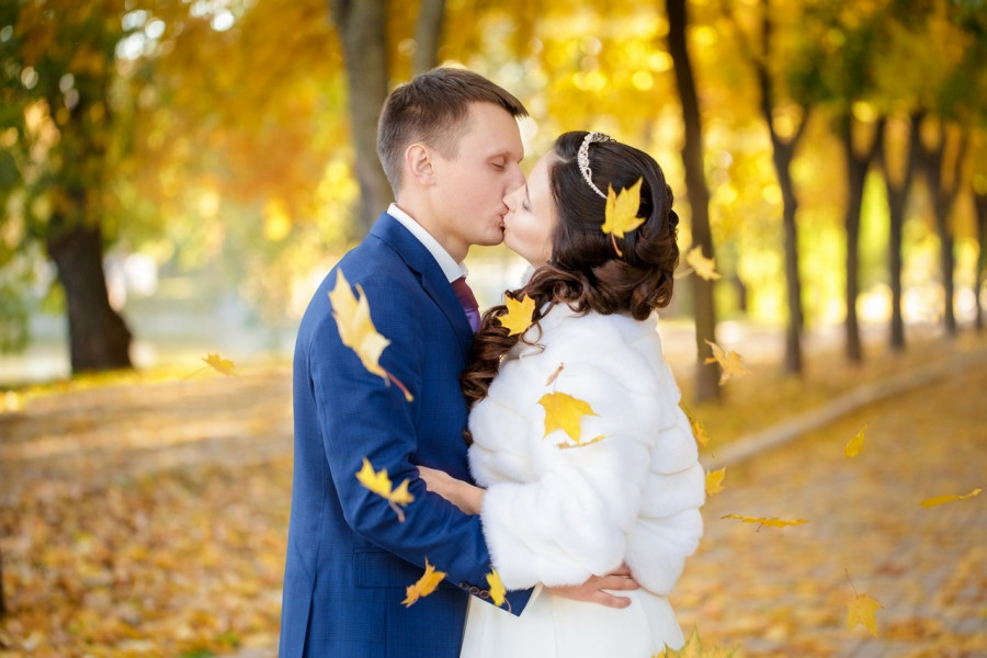 свадебная фотосессия в парке Новодевичьего монастыря